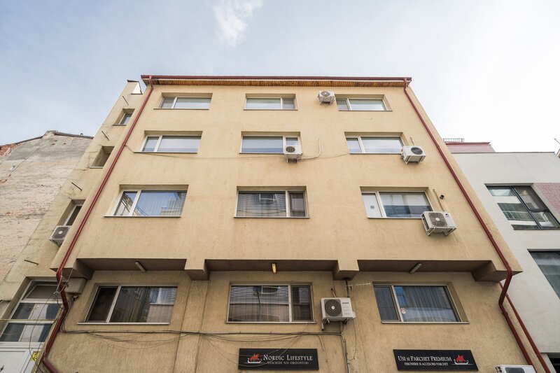 Cismigiu, Popa Tatu,